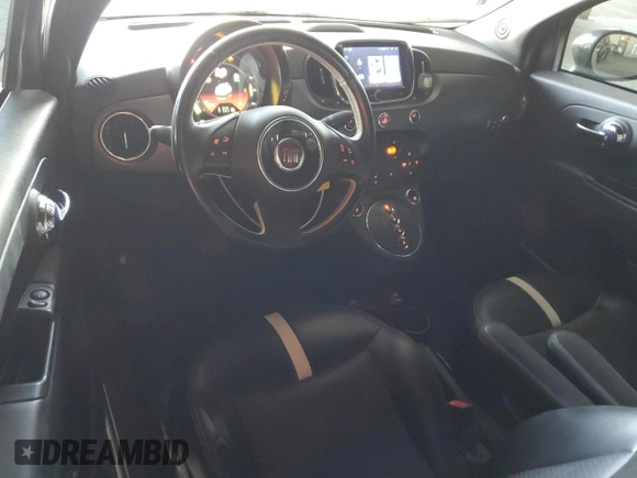 2017 FIAT 500e z VIN 3C3CFFGE0HT625145, wystawiony jako Copart lot #88470145 z przebiegiem 43 598 mil mil oraz Szkoda całkowita • Salvage title. Historia ofert i sprzedaży dostępna na DreamBid. Obrazek 8.