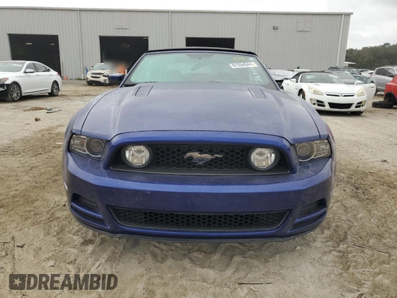 2014 Ford Mustang GT z VIN 1ZVBP8FF6E5330943, wystawiony jako Copart lot #82858274 z przebiegiem 50 701 mil mil oraz Szkoda całkowita • Salvage title. Historia ofert i sprzedaży dostępna na DreamBid. Obrazek 5.