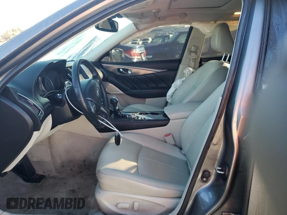 2017 Infiniti Q50 Premium z VIN JN1EV7AP4HM738306, wystawiony jako Copart lot #43956275 z przebiegiem 87 797 mil mil oraz Szkoda całkowita • Salvage title. Historia ofert i sprzedaży dostępna na DreamBid. Obrazek 7.