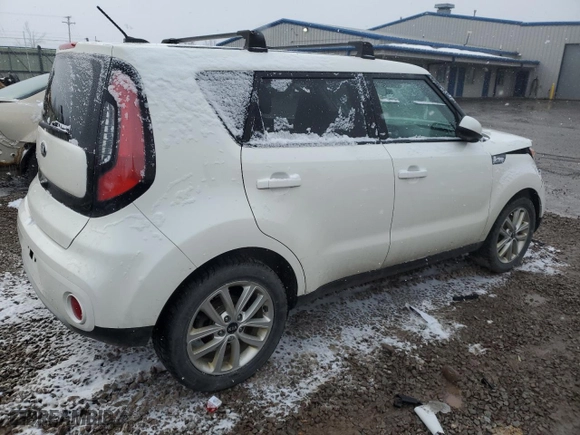 2019 Kia Soul + with VIN KNDJP3A59K7015263, listed as a Copart auction lot 52021905 with 83,150 mi miles and Salvage Title. Bid and sale history available at carsss.com. Image 3.