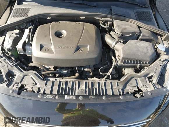 2017 Volvo V60 Premier with VIN YV140MEK5H1349304, listed as a IAAI auction lot 41991653 with 77,439 mi miles and . Bid and sale history available at DreamBid. Image 10.