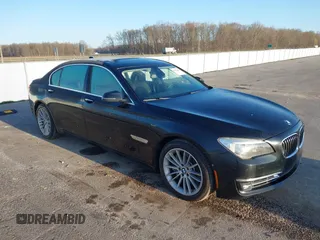 2013 BMW 7 Series 750Li xDrive with VIN WBAYF8C53DD140448, listed as a IAAI auction lot 41933840 with 119,013 mi miles. Bid and sale history available at carsss.com. Image 1.