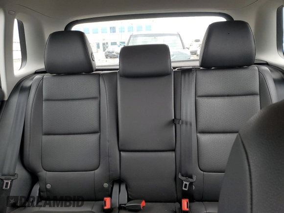 2016 Volkswagen Tiguan SE with VIN WVGBV7AX9GW558477, listed as a Copart auction lot 49063695 with 134,651 mi miles and Salvage Title. Bid and sale history available at DreamBid. Image 10.