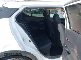 2023 Nissan Kicks S z VIN 3N1CP5BV4PL571134, wystawiony jako IAAI lot #41895869 z przebiegiem 25 128 mil mil oraz . Historia ofert i sprzedaży dostępna na DreamBid. Obrazek 8.