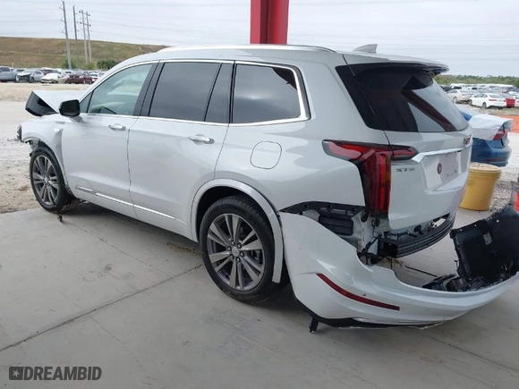 2024 Cadillac XT6 Premium Luxury with VIN 1GYKPERS5RZ741592, listed as a IAAI auction lot 41327267 with NaN miles. Bid and sale history available at carsss.com. Image 3.