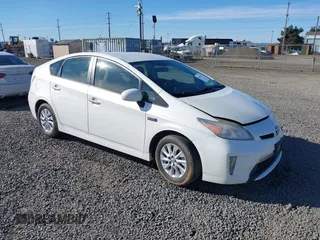 2012 Toyota Prius with VIN JTDKN3DPXC3015496, listed as a IAAI auction lot 41838717 with 178,379 mi miles and . Bid and sale history available at DreamBid. Image 1.