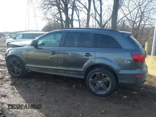 2015 Audi Q7 S line Prestige with VIN WA1DGAFEXFD023710, listed as a IAAI auction lot 41499428 with 165,787 mi miles and . Bid and sale history available at DreamBid. Image 14.