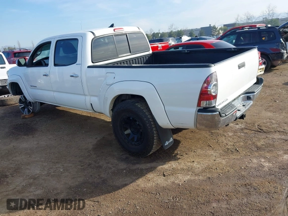 2013 Toyota Tacoma with VIN 3TMMU4FN3DM057649, listed as a IAAI auction lot 41583299 with 89,930 mi miles. Bid and sale history available at carsss.com. Image 3.