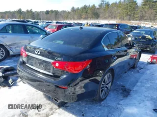 2015 Infiniti Q50 with VIN JN1BV7AR5FM390226, listed as a IAAI auction lot 41588250 with 121,928 mi miles. Bid and sale history available at carsss.com. Image 4.