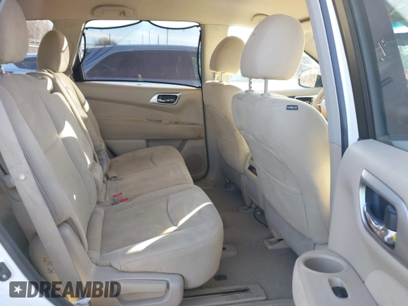 2014 Nissan Pathfinder SL z VIN 5N1AR2MM1EC705913, wystawiony jako IAAI lot #41718406 z przebiegiem 153 398 mil mil oraz . Historia ofert i sprzedaży dostępna na DreamBid. Obrazek 8.