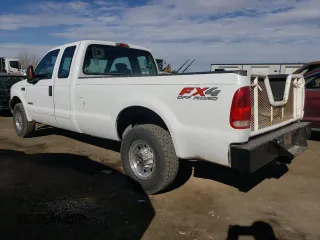 2003 Ford Super Duty F-250 XL with VIN 1FTNX21P23EC77975, listed as a Copart auction lot 86924984 with 2,011,188 mi miles and Clean Title. Bid and sale history available at carsss.com. Image 2.