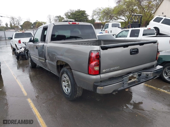 2006 Chevrolet Silverado 1500 LT1 with VIN 2GCEC19V061342207, listed as a IAAI auction lot 41798860 with 298,258 mi miles. Bid and sale history available at carsss.com. Image 3.