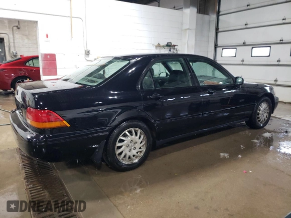 1998 Acura RL Premium with VIN JH4KA965XWC010392, listed as a Copart auction lot 88821685 with 181,639 mi miles and Salvage Title. Bid and sale history available at carsss.com. Image 3.