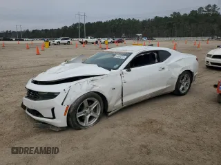 2020 Chevrolet Camaro 1LT with VIN 1G1FB1RX8L0138974, listed as a Copart auction lot 44504515 with 90,471 mi miles and Salvage Title. Bid and sale history available at carsss.com. Image 1.