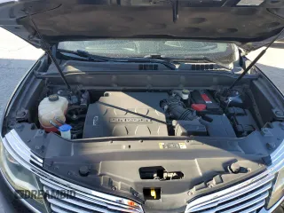 2017 Lincoln MKX Reserve z VIN 2LMPJ6LR1HBL50045, wystawiony jako Copart lot #54411455 z przebiegiem 49 704 mil mil oraz Szkoda całkowita • Salvage title. Historia ofert i sprzedaży dostępna na DreamBid. Obrazek 11.
