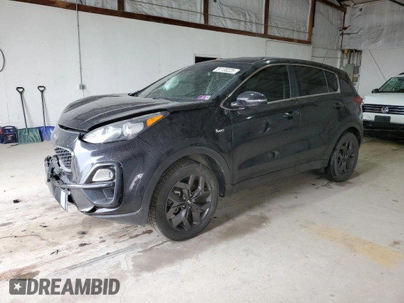 2022 Kia Sportage LX with VIN KNDPMCAC2N7998213, listed as a Copart auction lot 51130225 with 33,555 mi miles and Salvage Title. Bid and sale history available at carsss.com. Image 1.