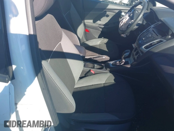 2014 Ford Focus SE with VIN 1FADP3K24EL411720, listed as a IAAI auction lot 40816752 with 102,089 mi miles. Bid and sale history available at carsss.com. Image 5.
