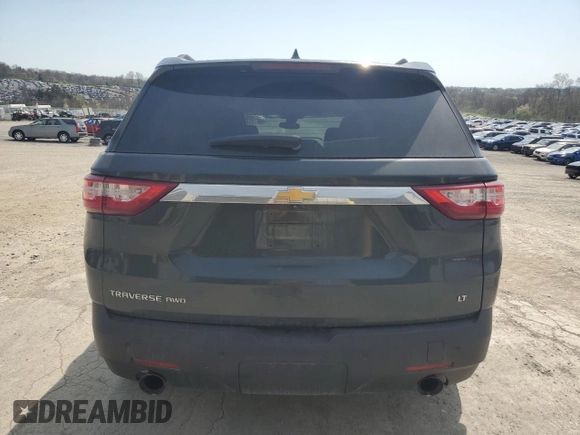 2021 Chevrolet Traverse LT Cloth z VIN 1GNEVGKW8MJ141696, wystawiony jako Copart lot #55600245 z przebiegiem 59 789 mil mil oraz Szkoda całkowita • Salvage title. Historia ofert i sprzedaży dostępna na DreamBid. Obrazek 6.