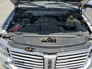 2017 Lincoln Navigator Select z VIN 5LMJJ2JT8HEL05565, wystawiony jako Copart lot #59997085 z przebiegiem 101 357 mil mil oraz Szkoda całkowita • Salvage title. Historia ofert i sprzedaży dostępna na DreamBid. Obrazek 12.