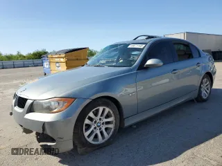 2006 BMW 3 Series 325i z VIN WBAVB13536PT02330, wystawiony jako Copart lot #49871145 z przebiegiem 142 336 mil mil oraz Szkoda całkowita • Salvage title. Historia ofert i sprzedaży dostępna na DreamBid. Obrazek 1.