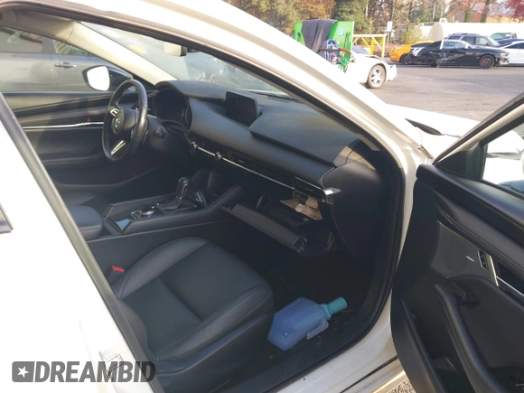 2022 Mazda 3 2.5 Turbo with VIN 3MZBPBAY2NM311824, listed as a IAAI auction lot 41038030 with 21,669 mi miles and . Bid and sale history available at DreamBid. Image 5.