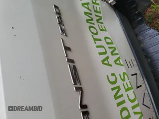 2020 Ford Transit Cargo z VIN 1FTBR2YG1LKA51866, wystawiony jako IAAI lot #42842416 z przebiegiem 141 231 mil mil oraz . Historia ofert i sprzedaży dostępna na DreamBid. Obrazek 15.