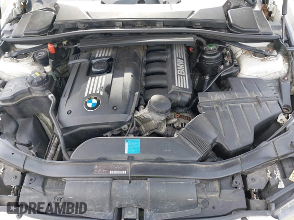 2008 BMW 3 Series 328xi z VIN WBAVC93598K040793, wystawiony jako IAAI lot #41793277 z przebiegiem 139 186 mil mil oraz . Historia ofert i sprzedaży dostępna na DreamBid. Obrazek 10.