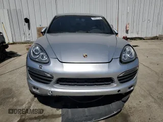 2014 Porsche Cayenne S z VIN WP1AB2A2XELA56817, wystawiony jako Copart lot #53889435 z przebiegiem Nie podano mil oraz Tytuł czysty. Historia ofert i sprzedaży dostępna na DreamBid. Obrazek 5.