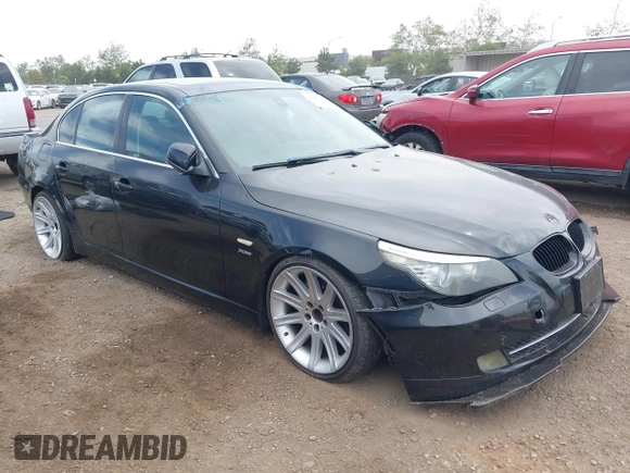 2010 BMW 5 Series 528i xDrive z VIN WBANV1C55AC388294, wystawiony jako IAAI lot #42249284 z przebiegiem Nie podano mil oraz . Historia ofert i sprzedaży dostępna na DreamBid. Obrazek 1.