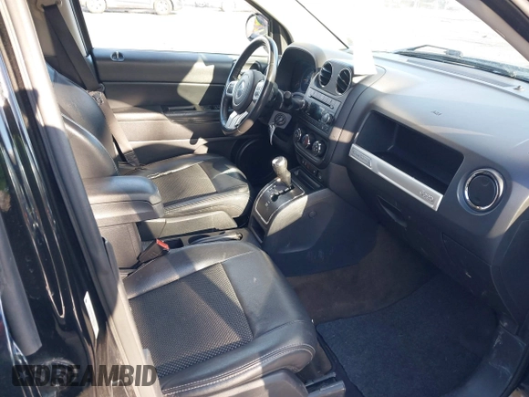 2016 Jeep Compass Sport with VIN 1C4NJDBB3GD646757, listed as a IAAI auction lot 41673419 with 98,504 mi miles and . Bid and sale history available at DreamBid. Image 5.