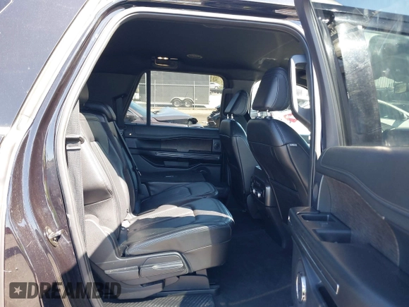 2021 Ford Expedition Max Limited с VIN 1FMJK1KT5MEA26092, выставлен на аукционе IAAI как лот 41794464 с пробегом 92 731 миль миль и . История ставок и продаж доступна на DreamBid. Изображение 8.