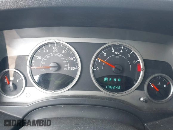 2007 Jeep Patriot Limited с VIN 1J8FF48W77D316919, выставлен на аукционе IAAI как лот 41601000 с пробегом 176 242 миль миль и . История ставок и продаж доступна на DreamBid. Изображение 7.