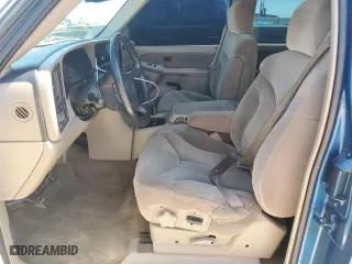 2002 GMC Sierra 1500 SLE with VIN 2GTEC19V221415765, listed as a Copart auction lot 57621414 with 205,416 mi miles and Salvage Title. Bid and sale history available at carsss.com. Image 7.