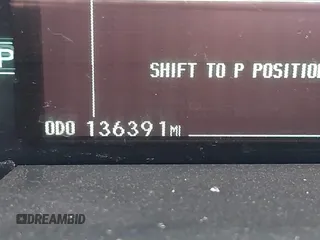 2014 Toyota Prius Four z VIN JTDKN3DU9E1755013, wystawiony jako IAAI lot #42228158 z przebiegiem 136 391 mil mil oraz . Historia ofert i sprzedaży dostępna na DreamBid. Obrazek 16.
