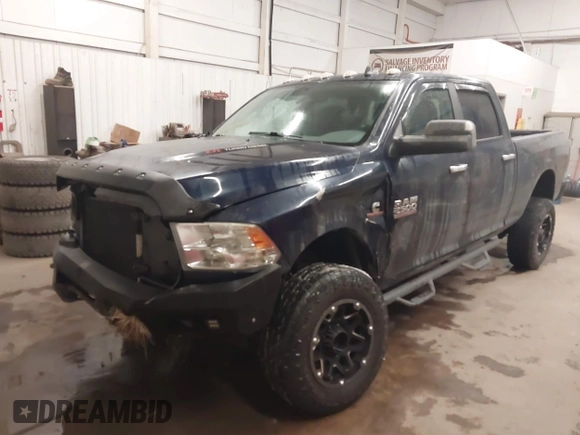 2018 Ram 2500 Big Horn with VIN 3C6UR5DLXJG233378, listed as a IAAI auction lot 41007365 with 96,371 mi miles. Bid and sale history available at carsss.com. Image 6.