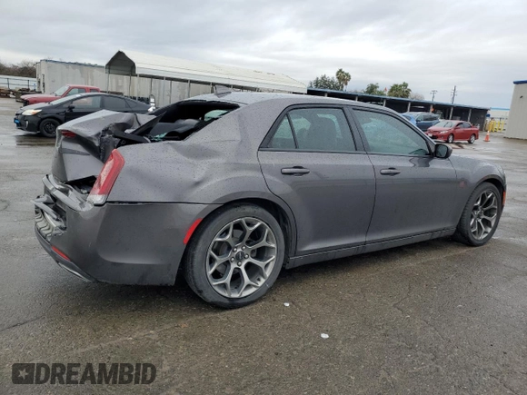 2015 Chrysler 300 with VIN 2C3CCABG2FH926929, listed as a Copart auction lot 44417275 with 133,737 mi miles and Salvage Title. Bid and sale history available at carsss.com. Image 3.