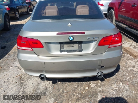 2007 BMW 3 Series 335i with VIN WBAWL735X7PX49923, listed as a IAAI auction lot 41665131 with 117,135 mi miles. Bid and sale history available at carsss.com. Image 17.