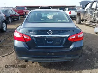 2016 Nissan Altima S z VIN 1N4AL3AP4GN344023, wystawiony jako IAAI lot #41238510 z przebiegiem 129 002 mil mil oraz . Historia ofert i sprzedaży dostępna na DreamBid. Obrazek 17.