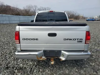 2004 Dodge Dakota SLT with VIN 1D7HG48NX4S677465, listed as a Copart auction lot 51044735 with 196,854 mi miles and Clean title. Bid and sale history available at DreamBid. Image 6.