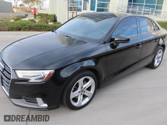 2017 Audi A3 Premium z VIN WAUAUGFF6H1044889, wystawiony jako Copart lot #58558465 z przebiegiem 98 831 mil mil oraz Czysty tytuł • Clean title. Historia ofert i sprzedaży dostępna na DreamBid. Obrazek 2.