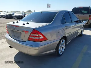 2005 Mercedes-Benz C 230 Kompressor with VIN WDBRF40J85A801605, listed as a IAAI auction lot 41751178 with 223,512 mi miles and . Bid and sale history available at DreamBid. Image 4.