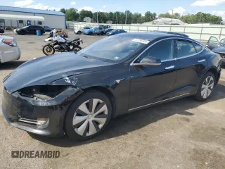 2020 Tesla Model S Long Range z VIN 5YJSA1E29LF413563, wystawiony jako Copart lot #61396605 z przebiegiem 48 748 mil mil oraz Szkoda całkowita • Salvage title. Historia ofert i sprzedaży dostępna na DreamBid. Obrazek 1.