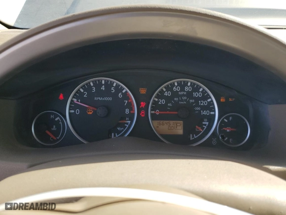 2005 Nissan Pathfinder LE with VIN 5N1AR18U35C736200, listed as a Copart auction lot 52215615 with 166,451 mi miles and Clean Title. Bid and sale history available at carsss.com. Image 9.