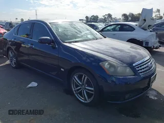 2007 Infiniti M45 Sdn with VIN JNKBY01E07M402596, listed as a IAAI auction lot 41697085 with 185,148 mi miles. Bid and sale history available at carsss.com. Image 1.
