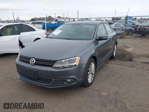 2011 Volkswagen Jetta SEL с VIN 3VWLZ7AJ9BM379578, выставлен на аукционе IAAI как лот 41720298 с пробегом 182 622 миль миль и . История ставок и продаж доступна на DreamBid. Изображение 2.