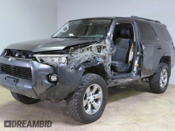 2018 Toyota 4Runner SR5 with VIN JTEBU5JR7J5606564, listed as a Copart auction lot 54788655 with 149,936 mi miles and Salvage Title. Bid and sale history available at carsss.com. Image 2.