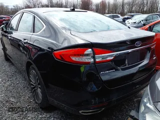 2017 Ford Fusion SE with VIN 3FA6P0H93HR136181, listed as a IAAI auction lot 41643411 with 58,545 mi miles. Bid and sale history available at carsss.com. Image 3.