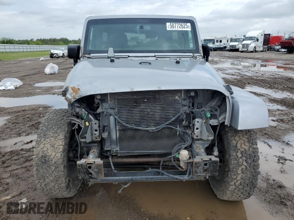 2018 Jeep Wrangler Unlimited Sahara with VIN 1C4HJWEG5JL930372, listed as a Copart auction lot 50772625 with 91,528 mi miles and Salvage title. Bid and sale history available at DreamBid. Image 5.