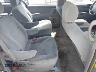 2008 Toyota Sienna CE with VIN 5TDZK23C88S201351, listed as a IAAI auction lot 42158607 with 213,618 mi miles. Bid and sale history available at carsss.com. Image 8.