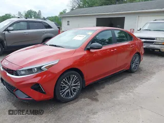 2023 Kia Forte GT-Line z VIN 3KPF54AD3PE629435, wystawiony jako IAAI lot #42280128 z przebiegiem 26 145 mil mil oraz . Historia ofert i sprzedaży dostępna na DreamBid. Obrazek 2.